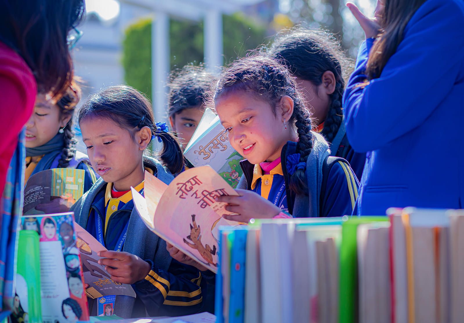 online-section-image