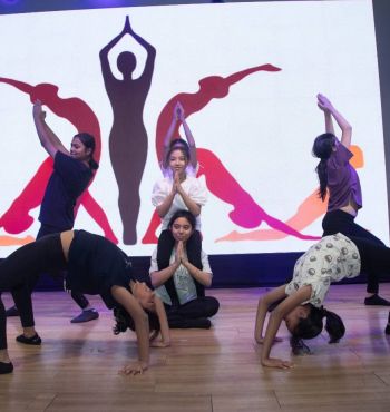 primary-year-mask-image